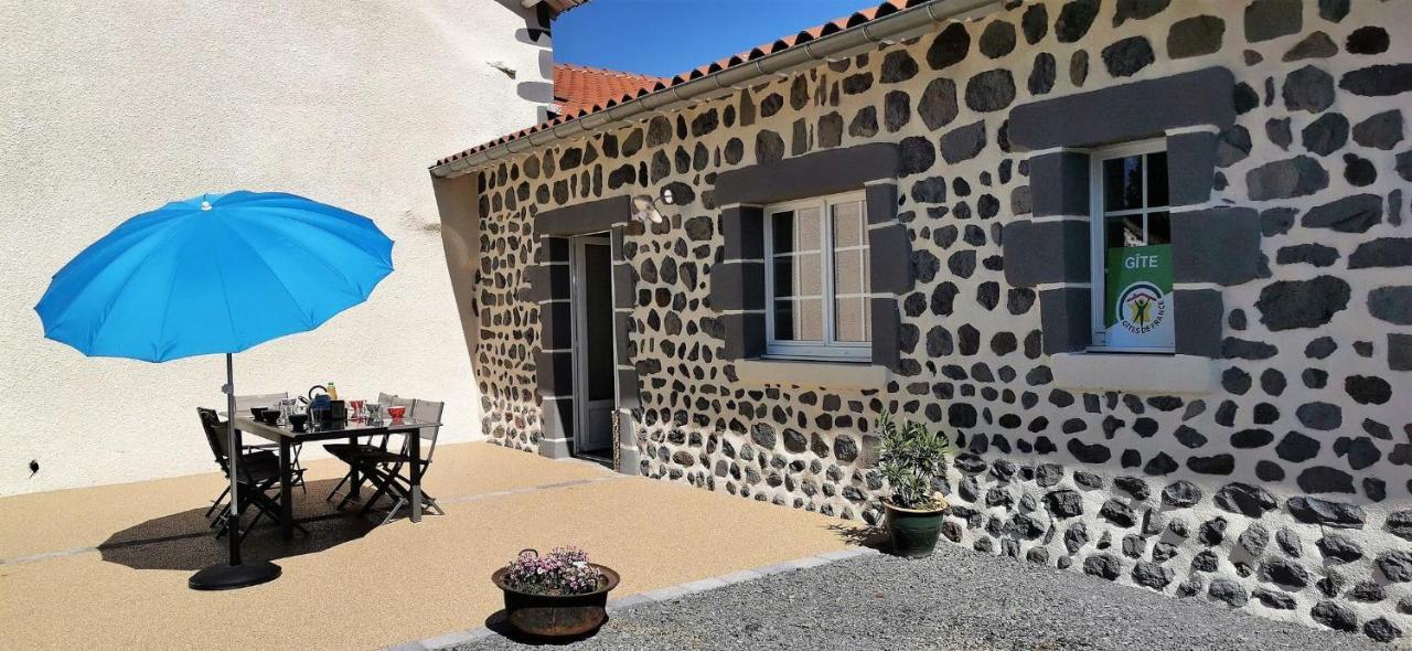 Les Perles Vertes Arlempdes Exterior foto